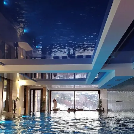 42 Zoned Aparthotel